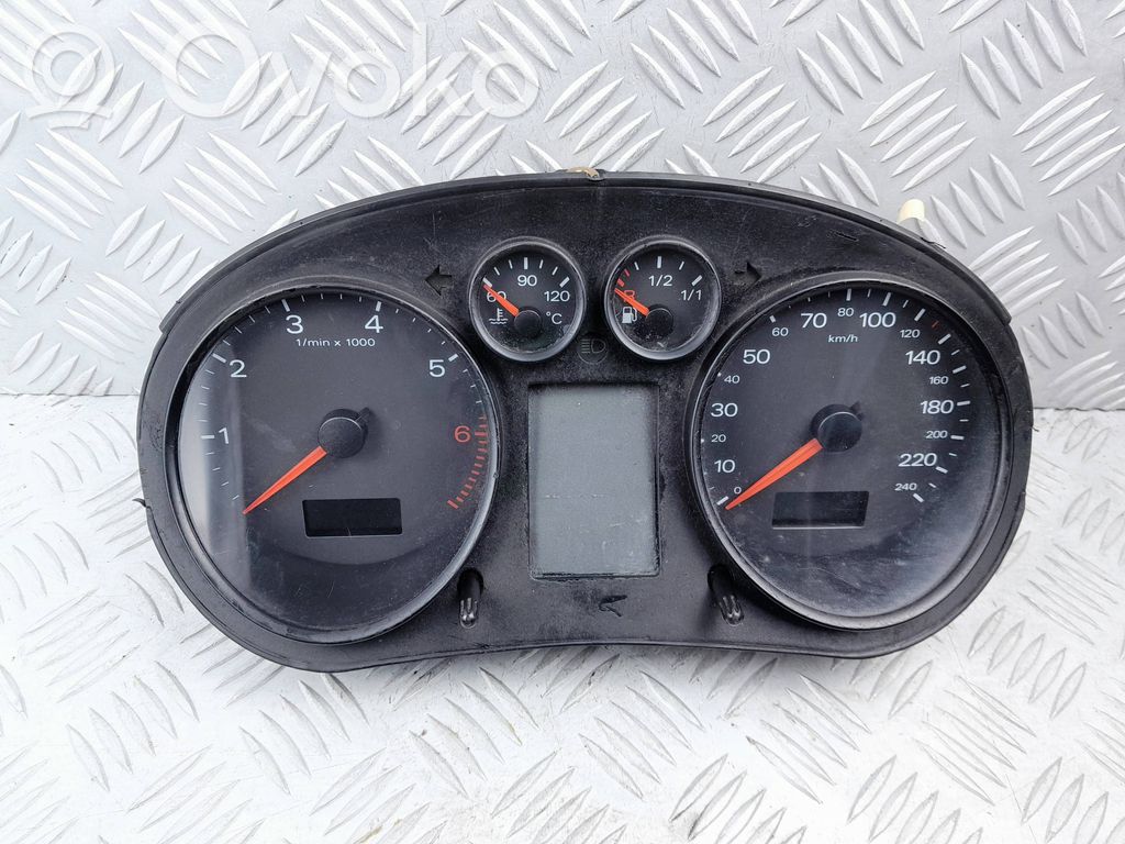 Speedometer (instrument cluster)   110080020002,8Z0920900A