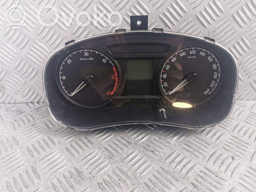 Skoda Roomster (5J) Speedometer (instrument cluster) 