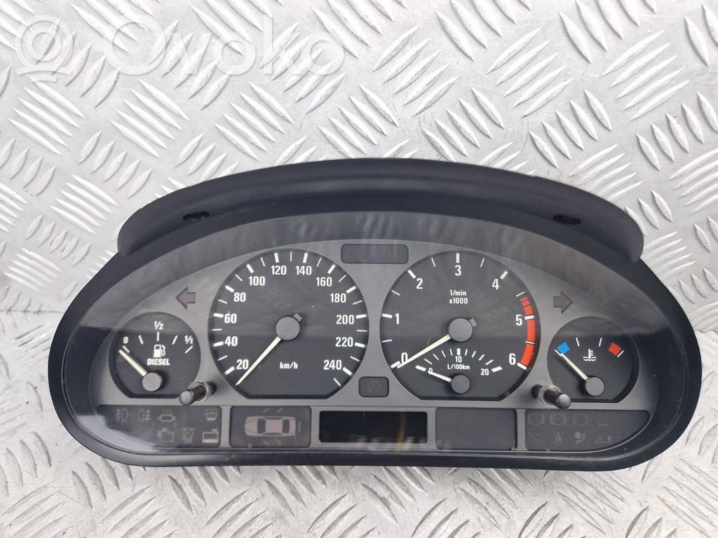 BMW 3 E46 Nopeusmittari (mittaristo) 
