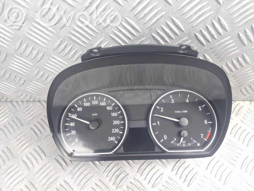 BMW 1 E81 E87 Speedometer (instrument cluster) 