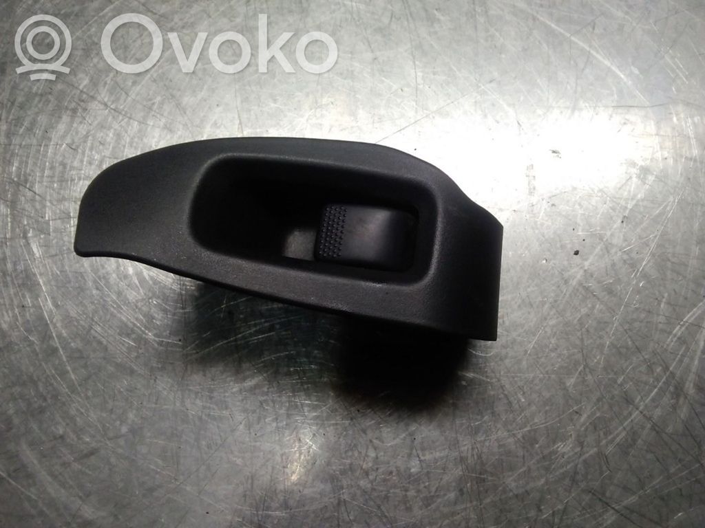 Subaru Legacy Electric window control switch 