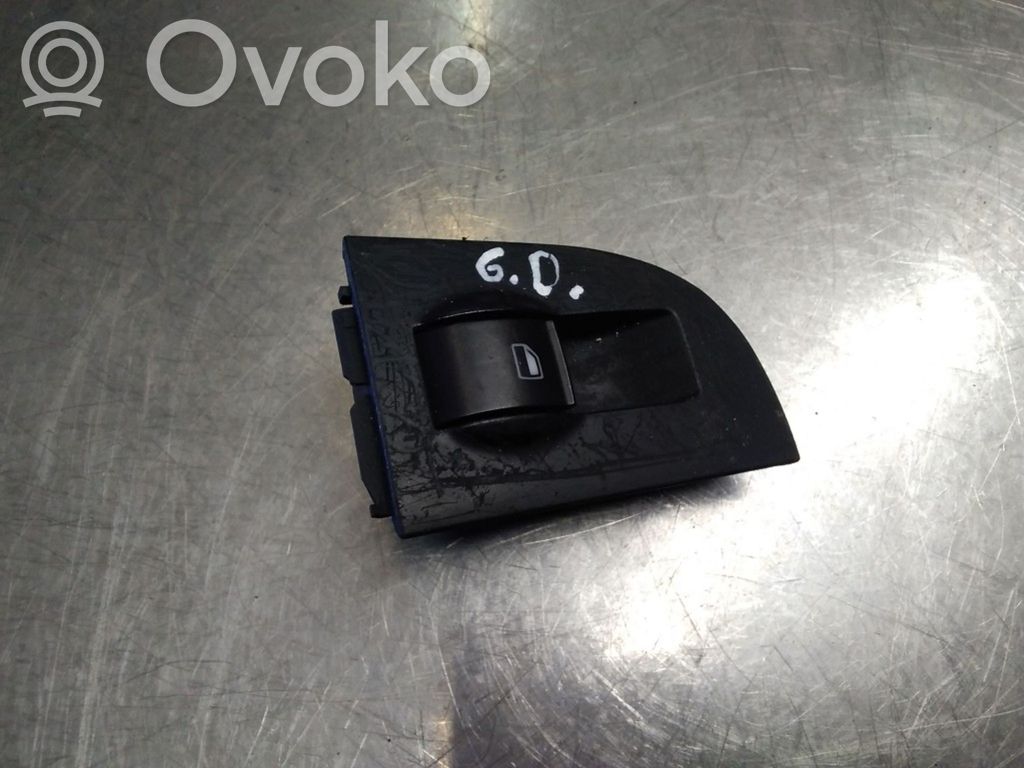 Audi A6 S6 C5 4B Electric window control switch 