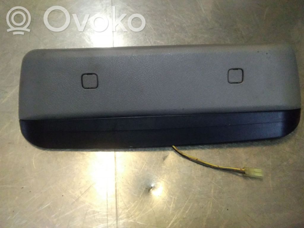 Subaru Forester SF Third/center stoplight 