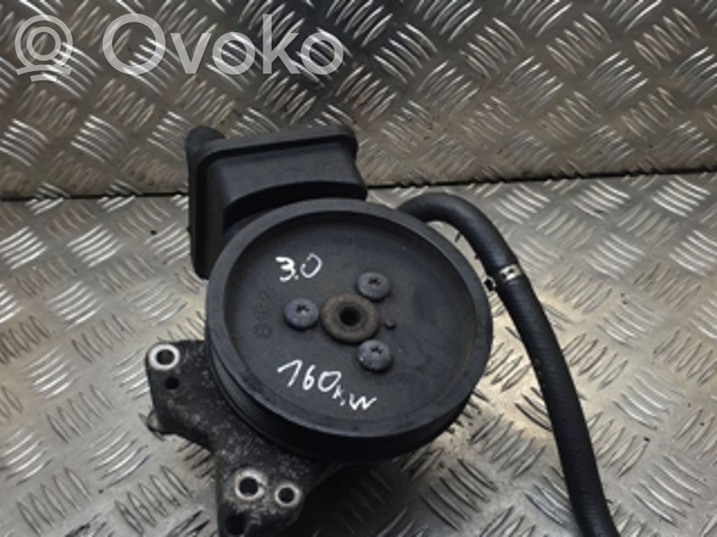 BMW 3 E90 E91 Power steering pump 