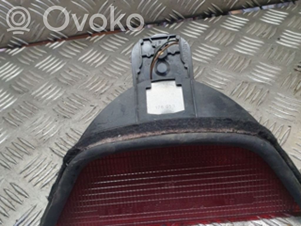 BMW 5 E39 Third/center stoplight 