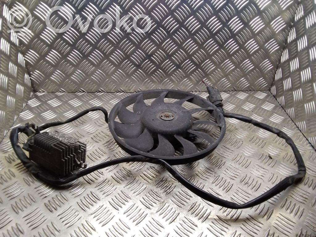 Audi A4 S4 B6 8E 8H Elektryczny wentylator chłodnicy 