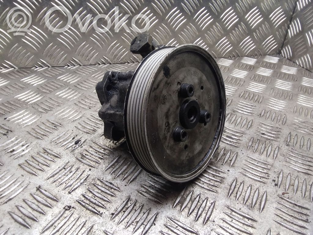 Audi A6 S6 C5 4B Power steering pump 