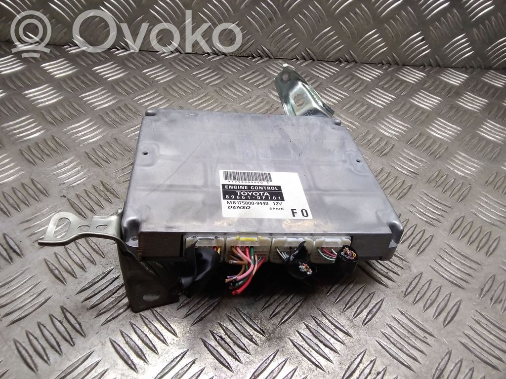 Toyota Corolla Verso AR10 Engine control unit/module 