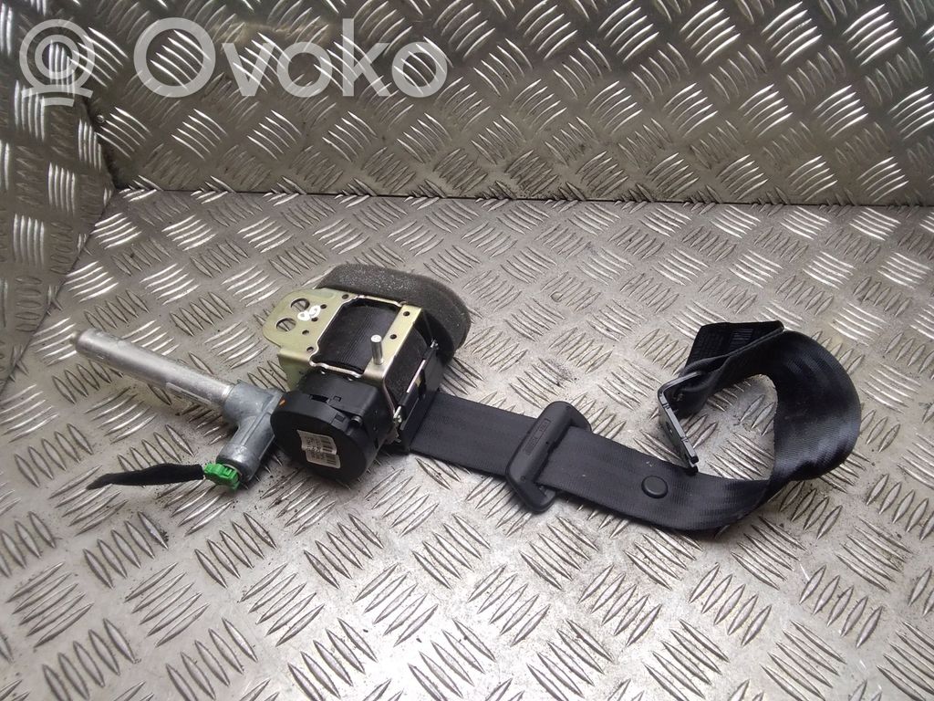 Volvo C30 Cinturón trasero 