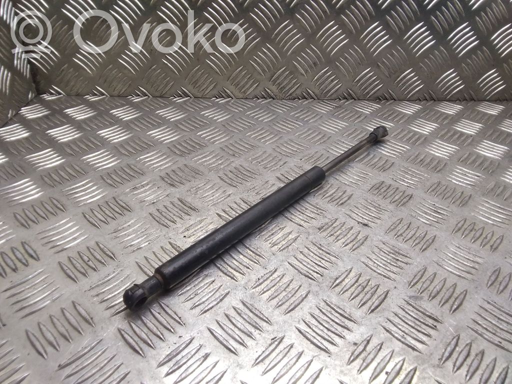 BMW 3 E46 Tailgate/trunk strut/damper 