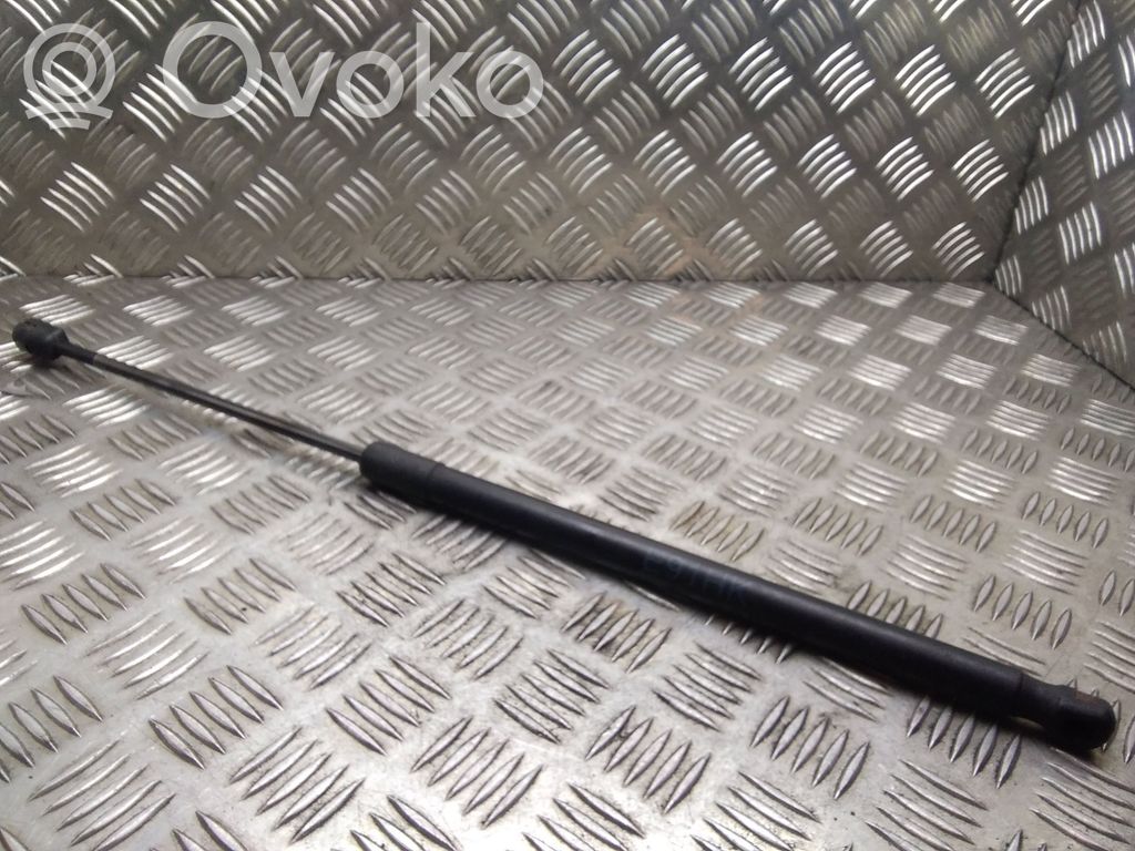 BMW 3 E90 E91 Amortizatorius galinio dangčio 