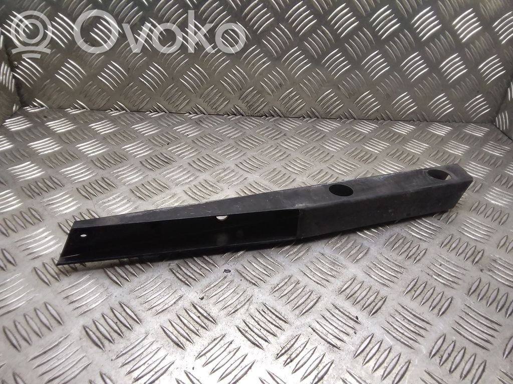 Audi A2 Fender mounting bracket 