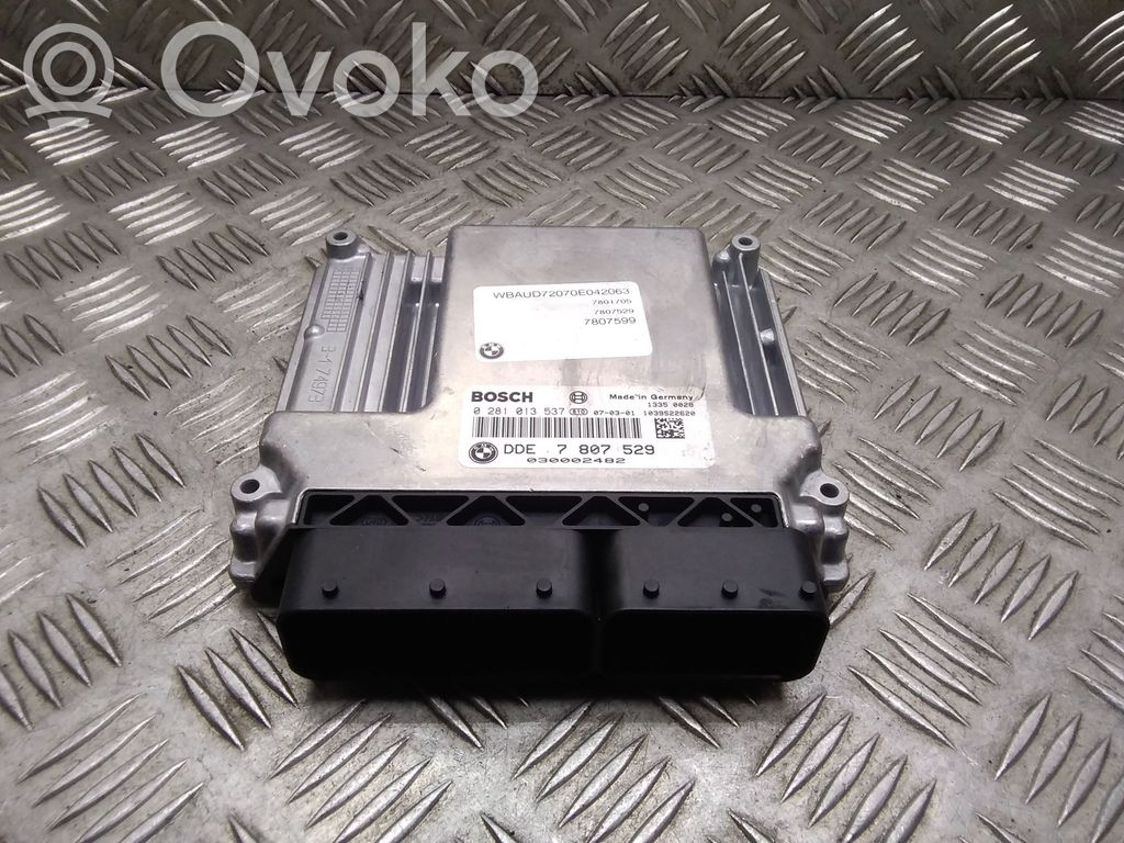 BMW 1 E81 E87 Engine control unit/module 