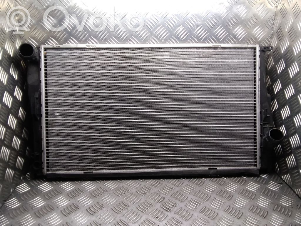 BMW 1 E81 E87 Coolant radiator 