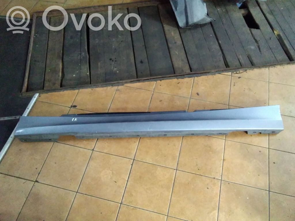 BMW 1 E81 E87 Sill 
