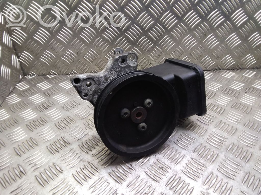 BMW 5 E60 E61 Vairo stiprintuvo siurblys 