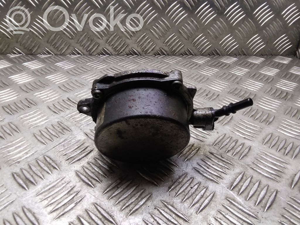 Peugeot 308 Vacuum pump 