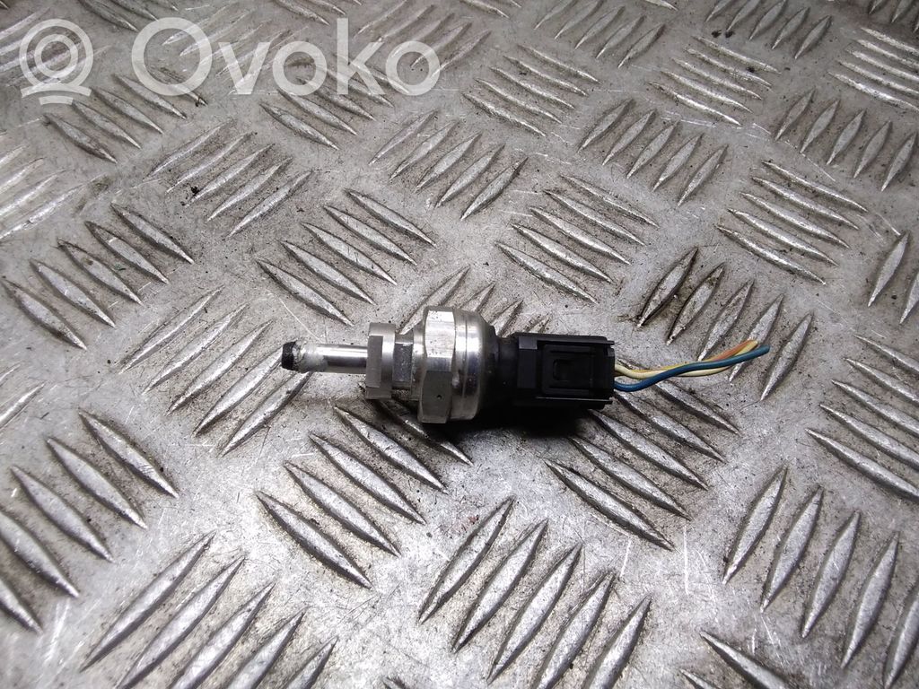 Nissan Qashqai+2 Išmetamųjų dujų slėgio daviklis 