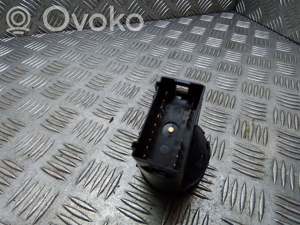Volkswagen Golf IV Interruptor de luz 