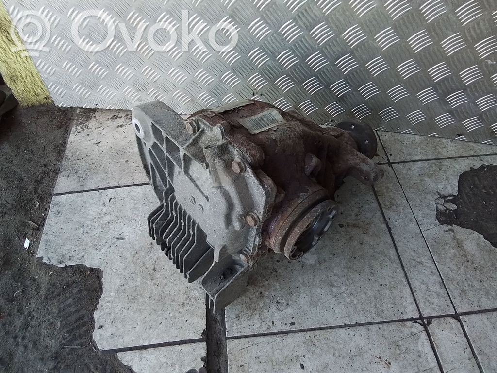 BMW 7 E65 E66 Задний редуктор 