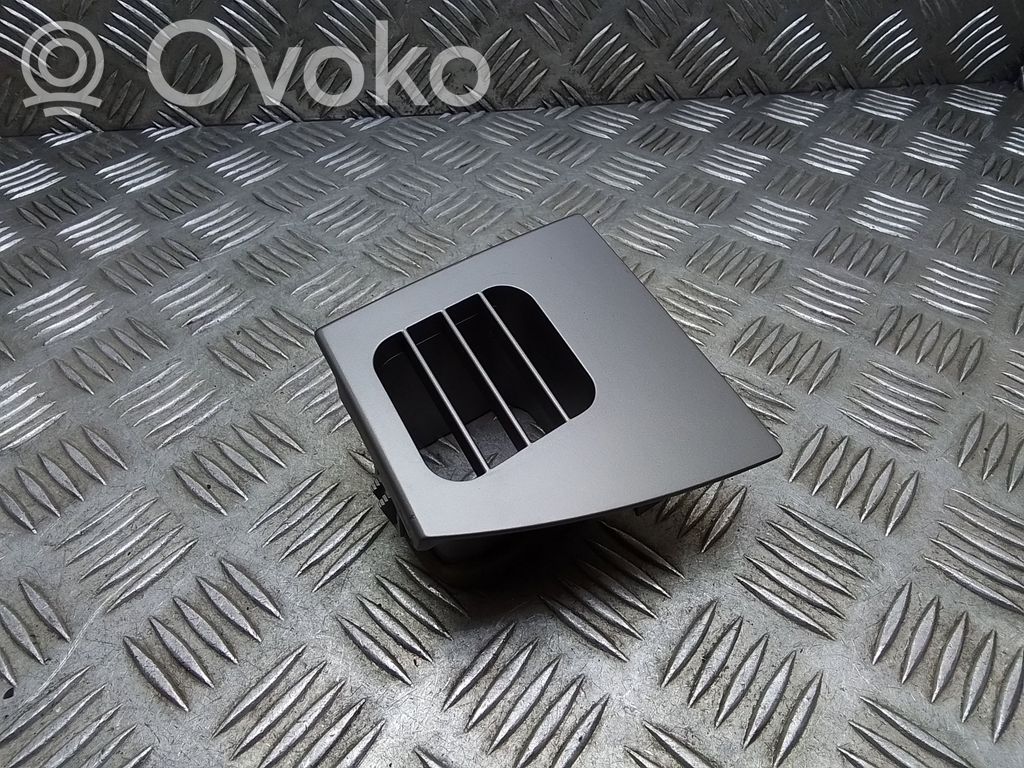 BMW 7 E65 E66 Sānu gaisa režģis 