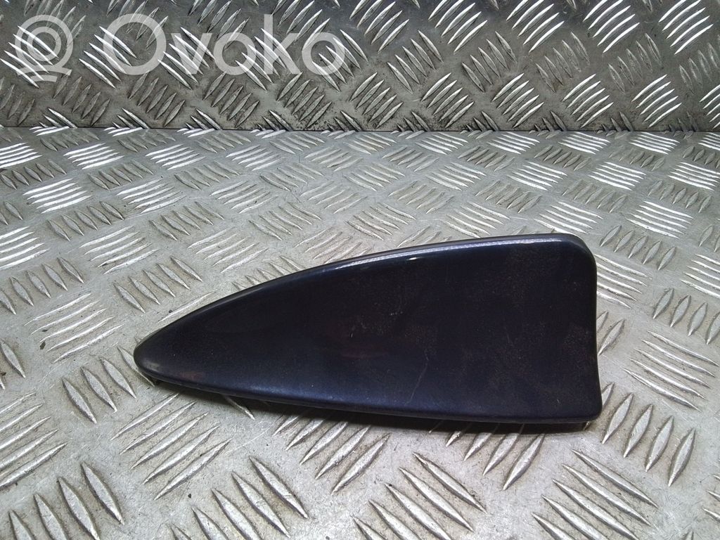 BMW 7 E65 E66 Stogo (GPS) antenos dangtelis 