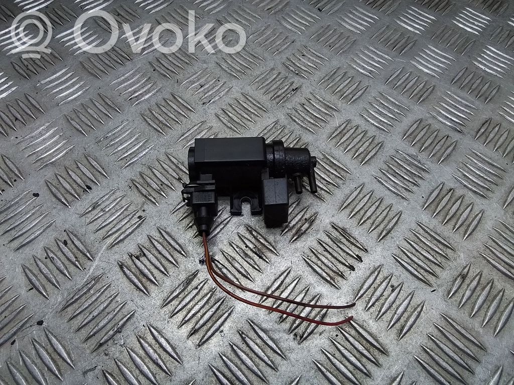BMW 7 E65 E66 Solenoīda vārsts 