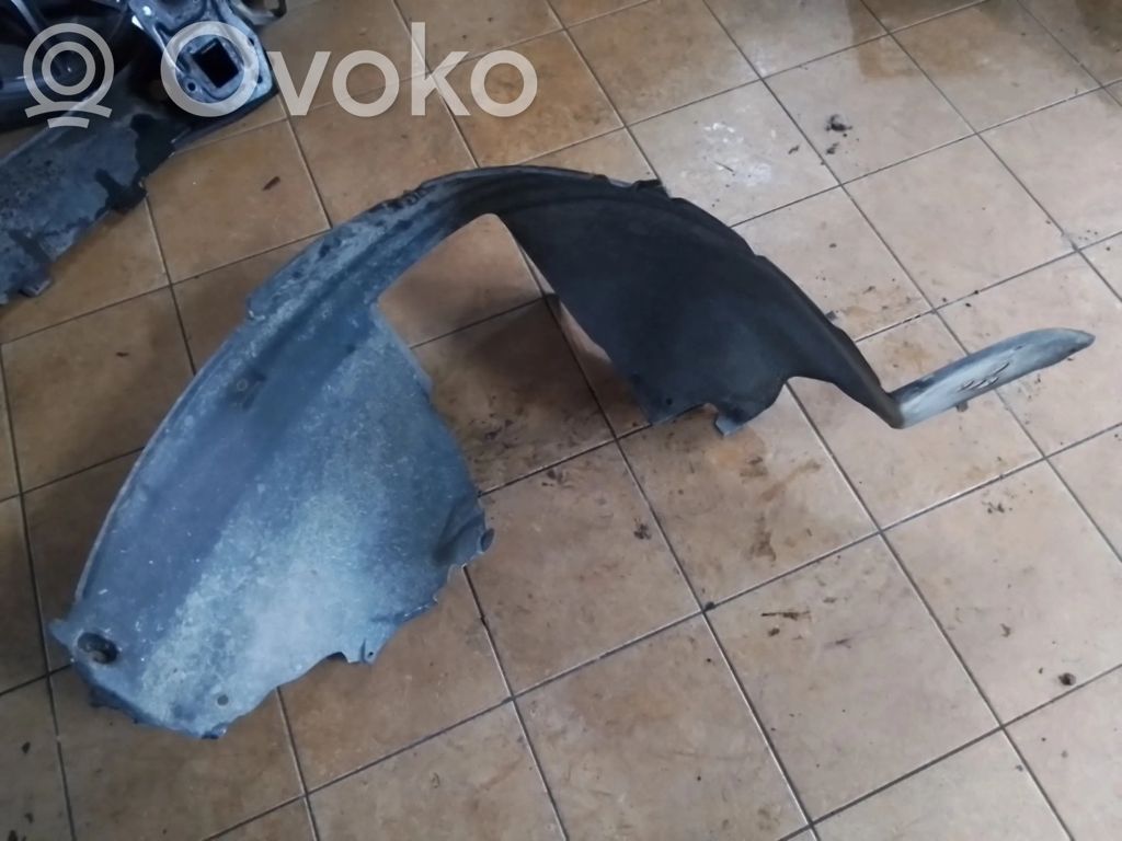 Volkswagen Transporter - Caravelle T5 Rivestimento paraspruzzi passaruota anteriore 