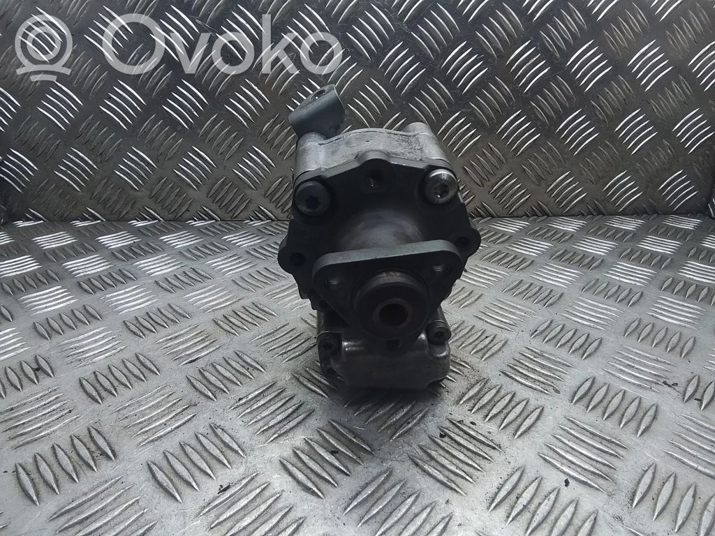 BMW 5 E60 E61 Power steering pump 