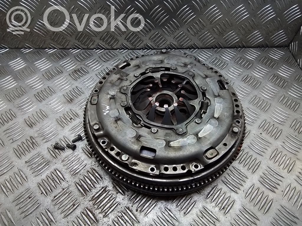 Volkswagen PASSAT B6 Kit ambreiaj 