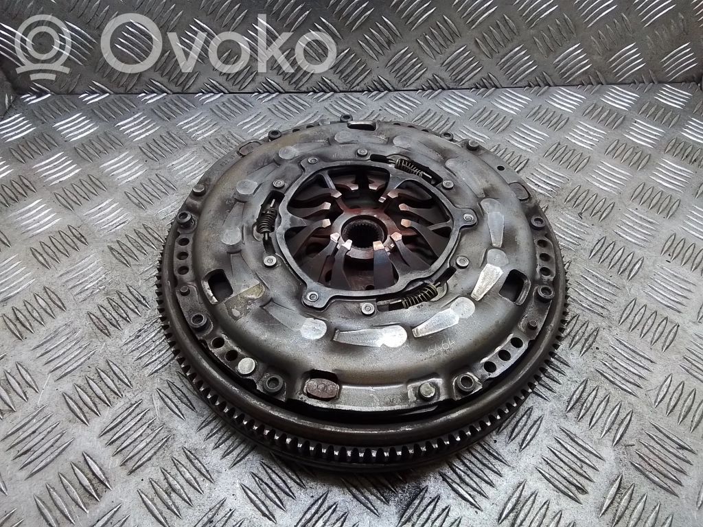 Volkswagen PASSAT B6 Kit ambreiaj 