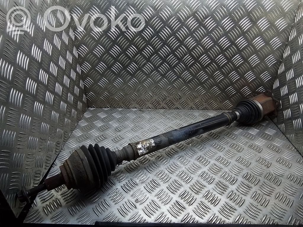 Volkswagen PASSAT B6 Półoś przednia 