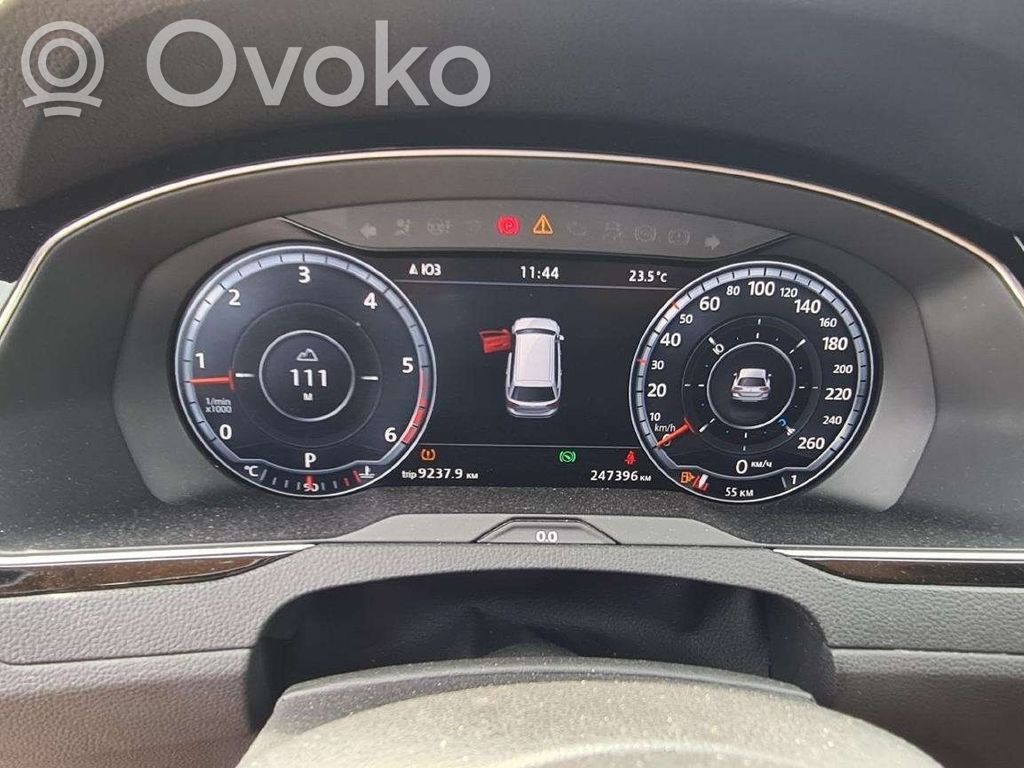 Volkswagen PASSAT B8 Licznik / Prędkościomierz 