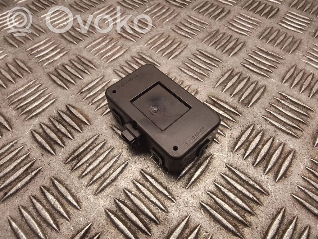 Land Rover Discovery Sport Keyless (KESSY) go control unit/module 