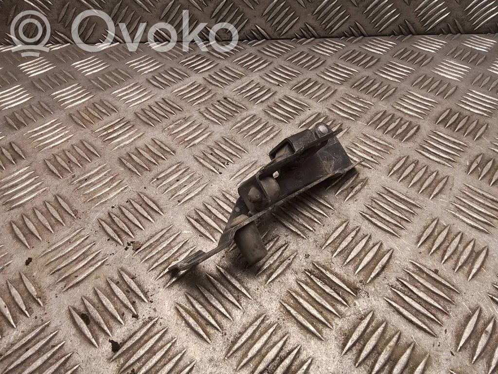 Opel Vivaro Liukuoven pidätin 