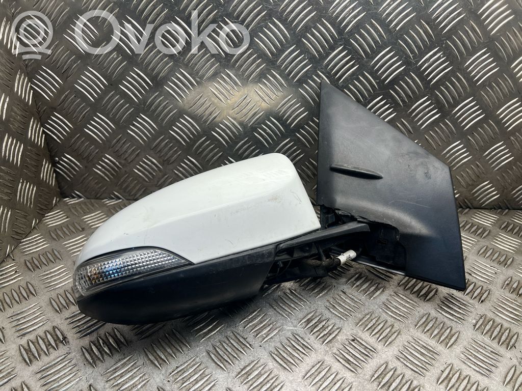 Toyota Auris E180 Spogulis (elektriski vadāms) 