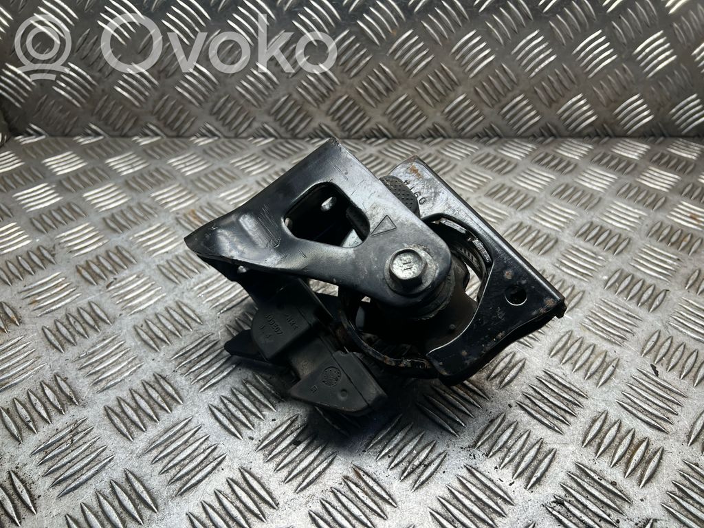 Toyota Auris E180 Engine mount bracket 