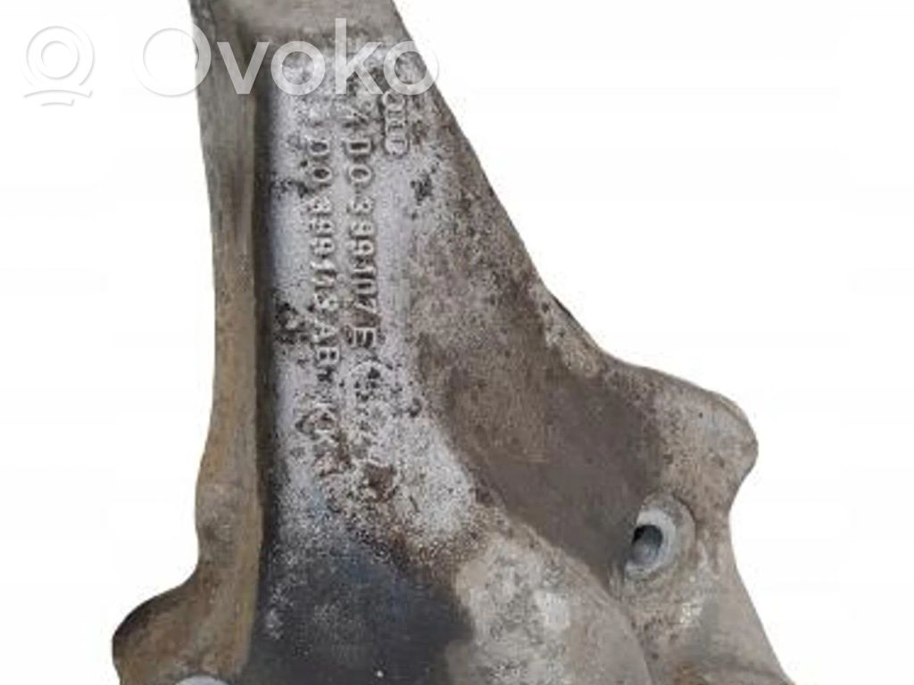 Audi A4 S4 B5 8D Gearbox mounting bracket 
