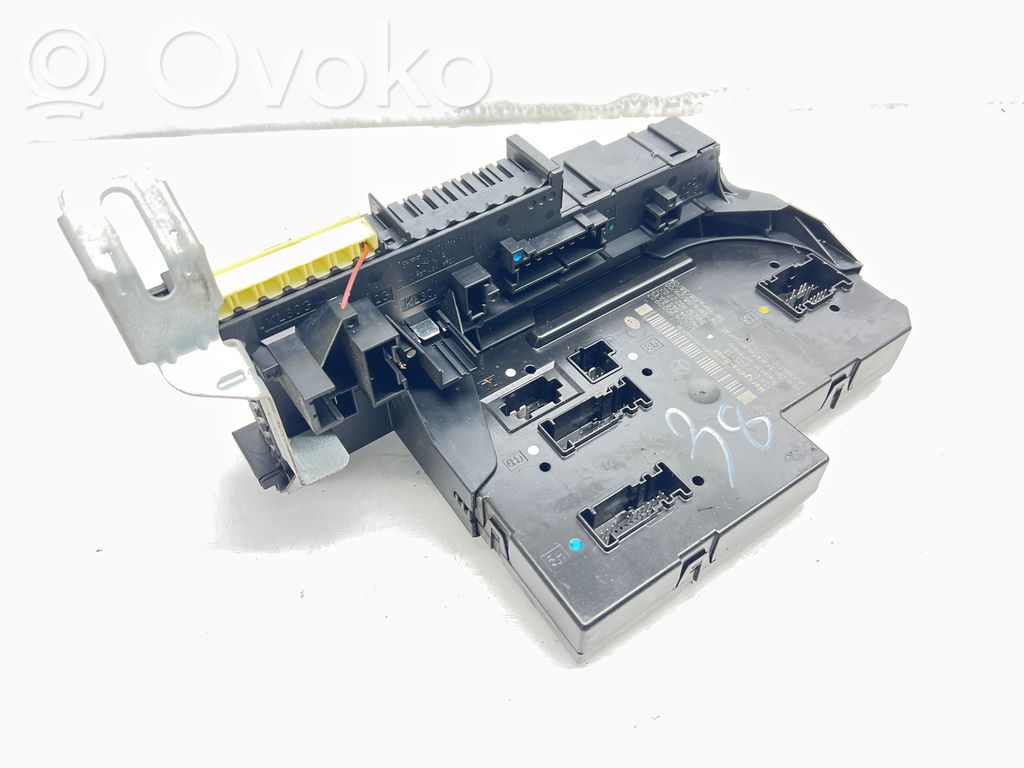 Mercedes-Benz C W204 Modul siguranțe 
