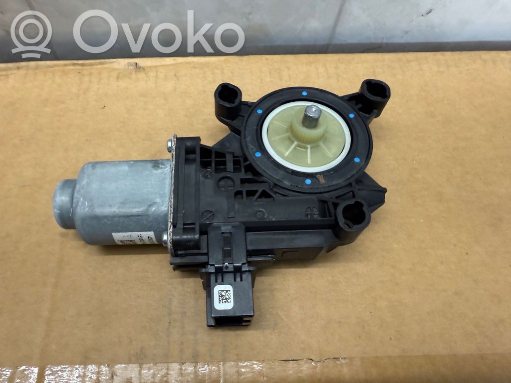 Volkswagen Amarok Silniczek podnoszenia szyby drzwi tylnych 