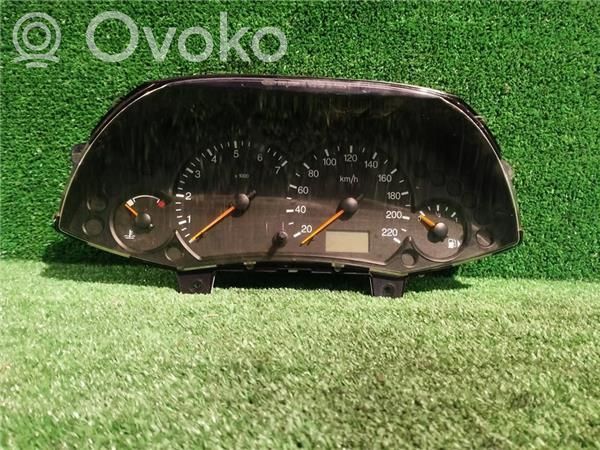 Ford Focus Speedometer (instrument cluster) 