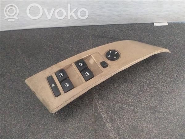 BMW 5 E60 E61 Elektrinių langų jungtukas 