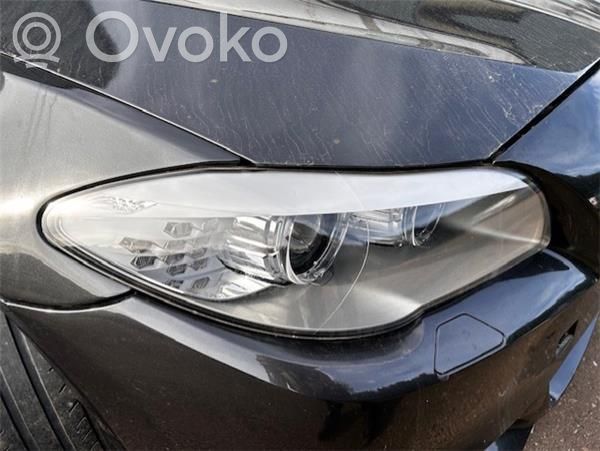 BMW 5 F10 F11 Lampa przednia 