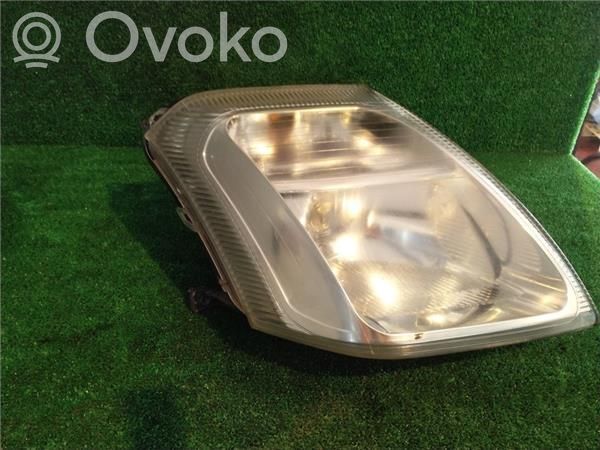 Headlight/headlamp   D8HZ