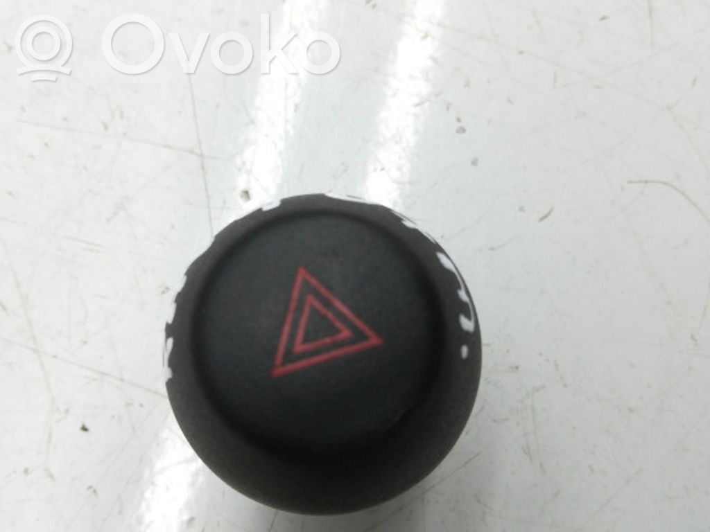 Toyota RAV 4 (XA30) Interruttore luci di emergenza 