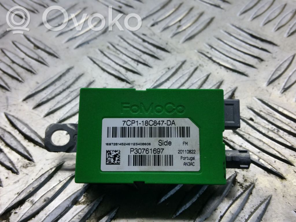 Antenos stiprintuvas   7CP118C847DA