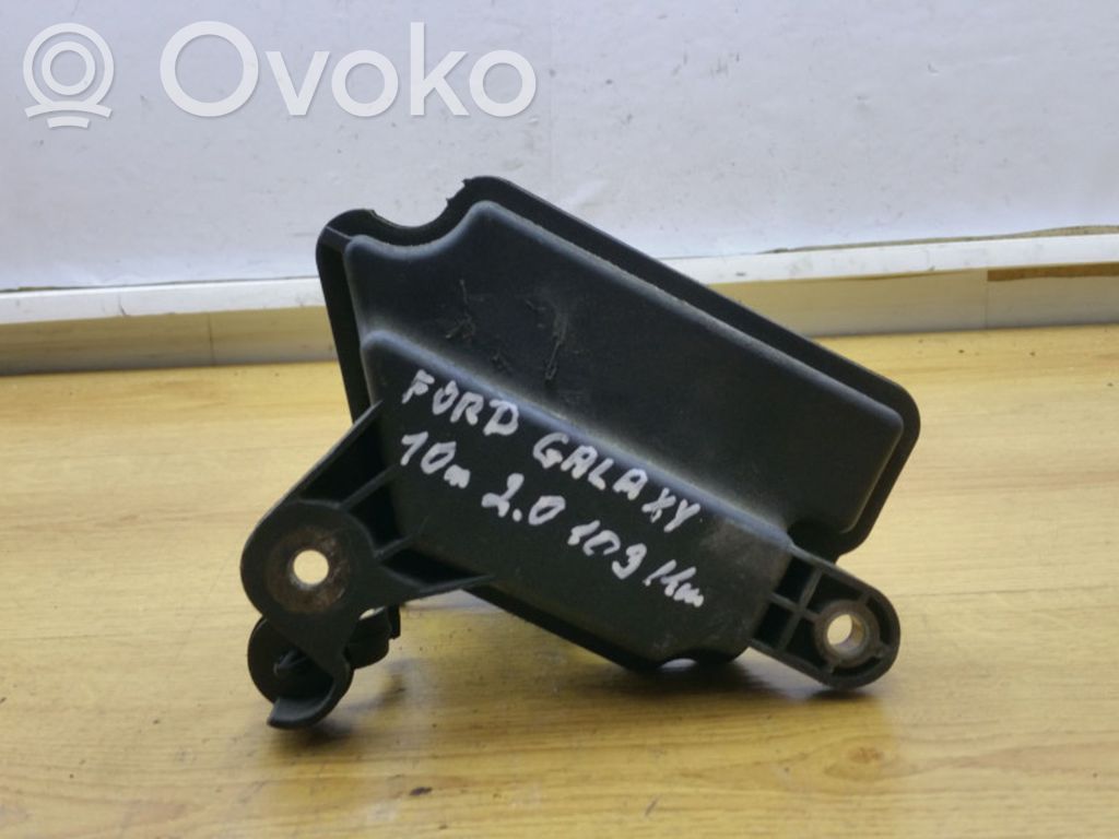 Tyhjiösäiliö   9646411180