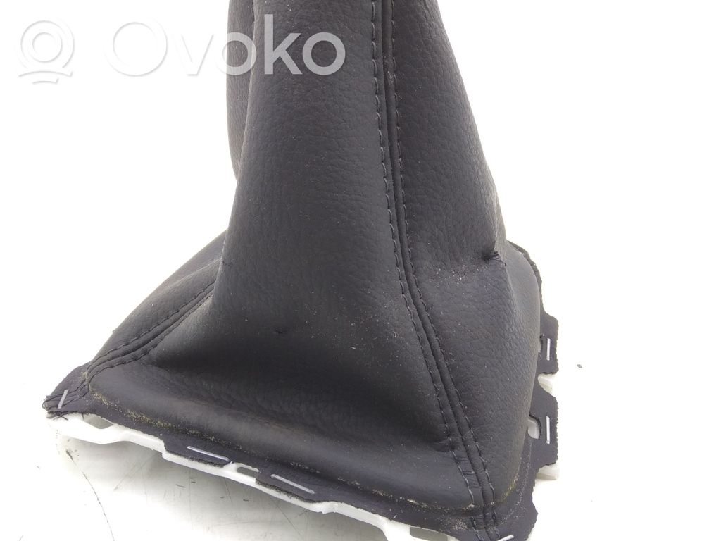 Toyota Avensis T270 Rivestimento in pelle/manopola della leva del cambio 