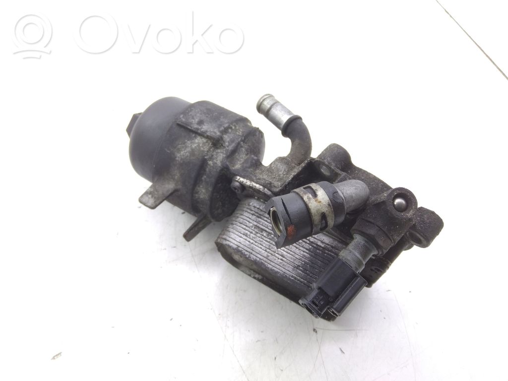 Peugeot 508 Oil filter mounting bracket 
