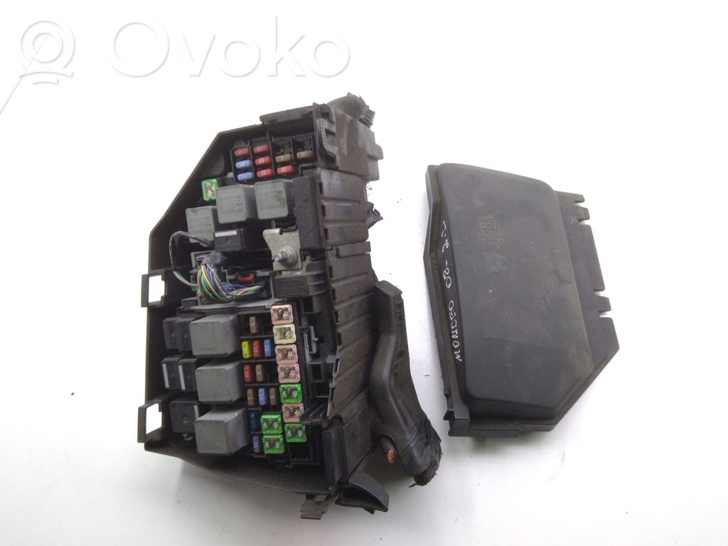 Ford Mondeo MK IV Fuse module 